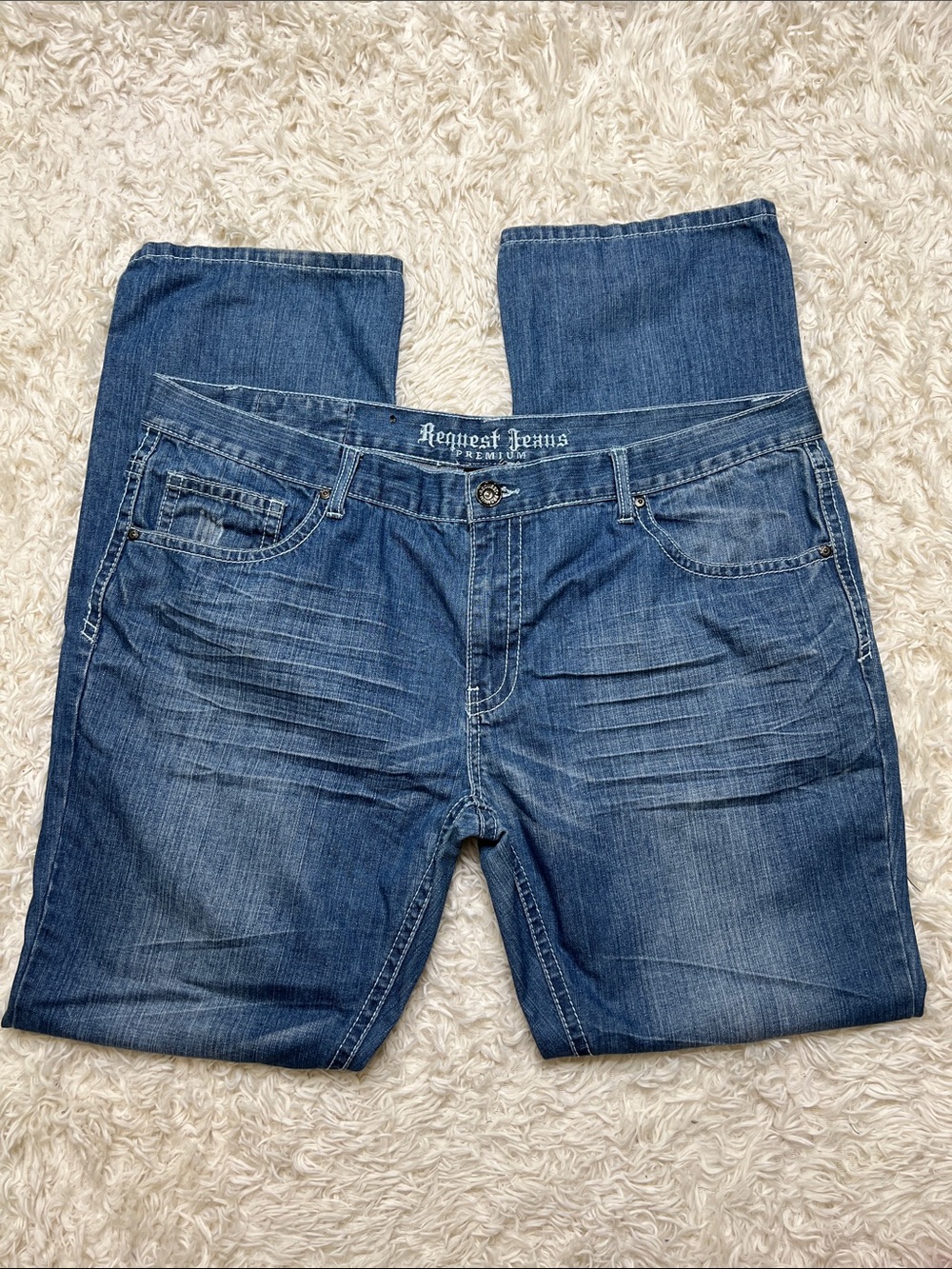 REQUEST JEANS